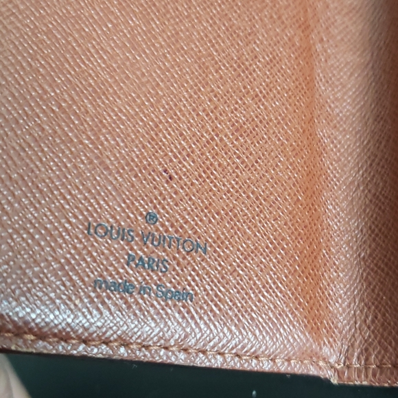 Louis Vuitton Monogram Koala Wallet - Picture 5 of 8